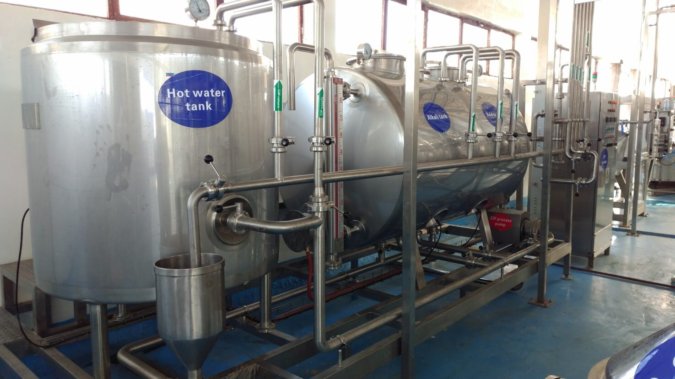 CIP system for pasteurizing milk line