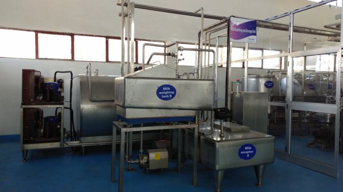 milk receiving and weighing tank