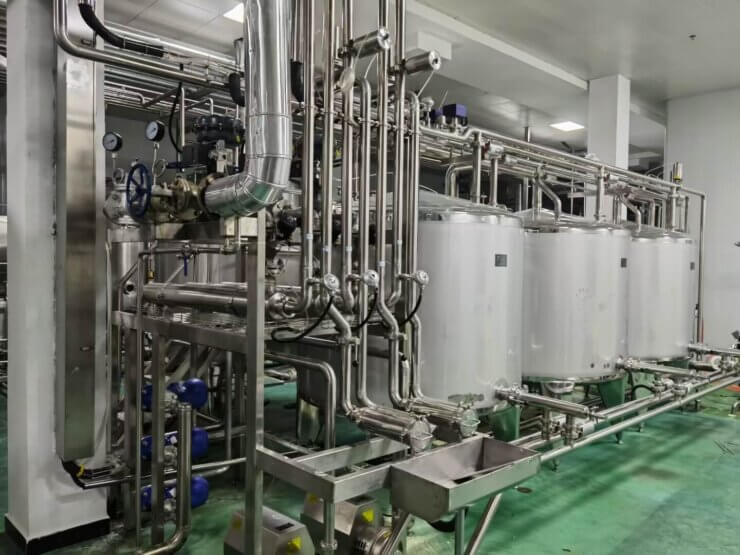 CIP system for juice processing machine